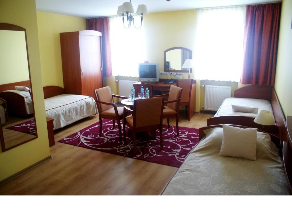Hotel Wald Warsaw Exterior photo