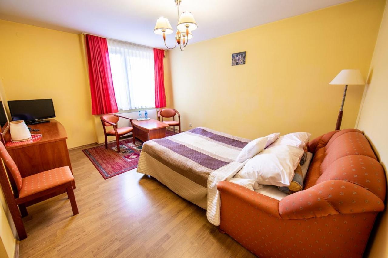 Hotel Wald Warsaw Exterior photo