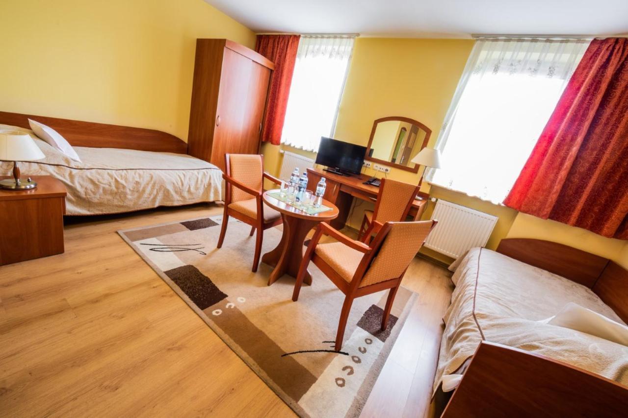 Hotel Wald Warsaw Exterior photo